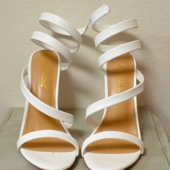 Heels - Picture 2 of 2